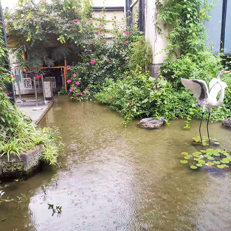 假山循环过滤池